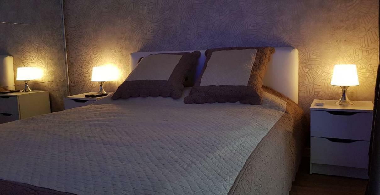 Luxury Apartments In Top City Center Varna 2 Exterior foto